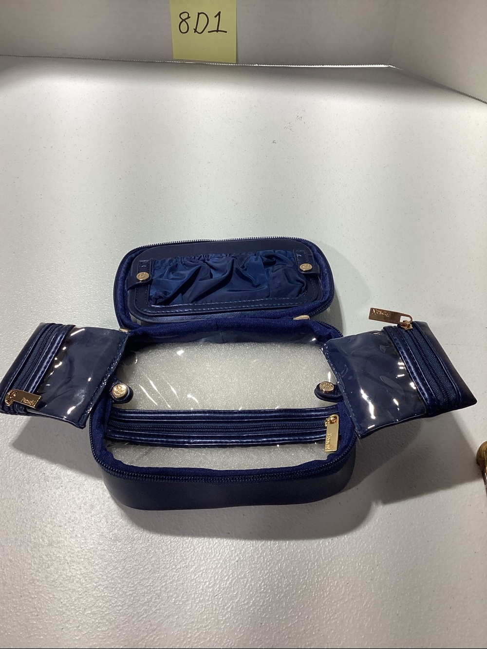 PurseN Littmini lighted mirror case - Picture 5 of 5